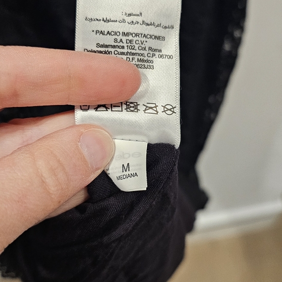 Bebe Lace Dress - Picture 5 of 9